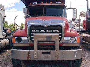 Salvage 2005 Mack CV713 Granite - MK-0450