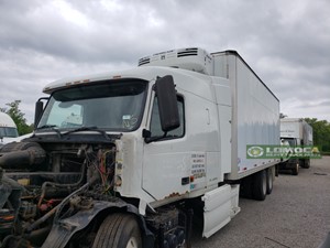 Salvage 2006 Volvo VNL - VV-0662