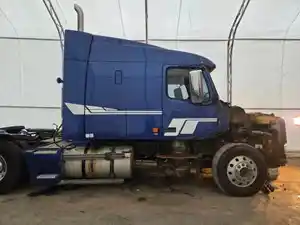 Salvage 2008 Volvo VNL - VV-0903