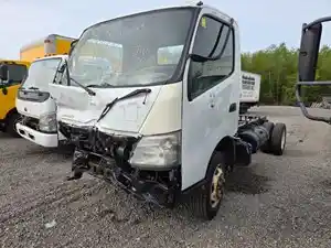 Salvage 2012 Hino 195 - HI-0911