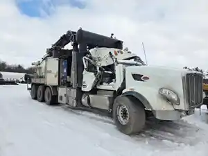 Salvage 2016 Peterbilt 567 - PT-0909