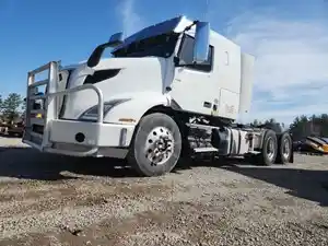 Salvage 2019 Volvo VNR64T - VV-0876