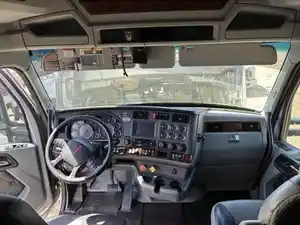 Salvage 2021 Kenworth W990 - 1