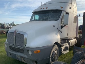Salvage 2002 Kenworth T2000 - SV-199