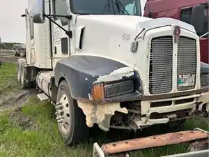Salvage 2006 Kenworth T600 - SV-405