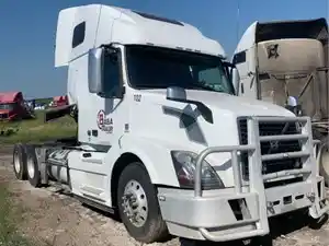 Salvage 2016 Volvo VNL - SV-178