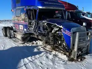 Salvage 2018 Volvo VNL - SV-279