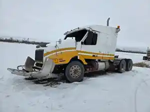 Salvage 1998 Volvo VN - PTP-271