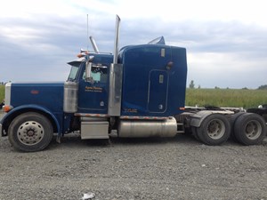 Salvage 2001 Peterbilt 379 - PTP-37