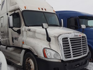 Salvage 2012 Freightliner Cascadia 125 - PTP-81