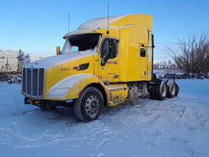 Salvage 2015 Peterbilt 579 - PTP-89