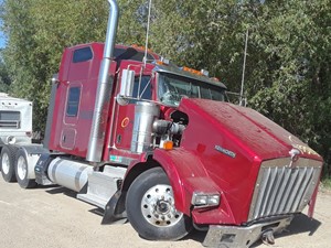 Salvage 2017 Kenworth T800 - PTP-76