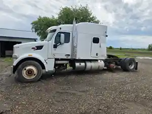 Salvage 2018 Peterbilt 567 - PTP-279