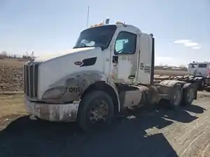 Salvage 2018 Peterbilt 579 - PTP-243