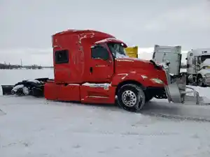 Salvage 2019 International LT625 - PTP-237