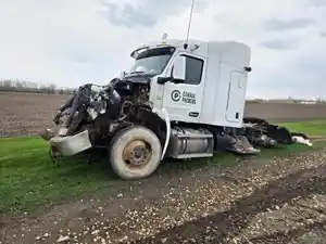 Salvage 2023 Peterbilt 567 - PTP-278