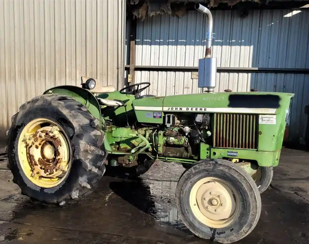 Salvage 1974 JOHN DEERE 1530 Farm Tractor For Parts Fresno