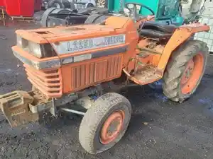 Salvage 1992 Kubota L2250	 - ARB-G150817