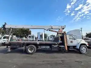 Salvage 1995 Ford F800 - 2083