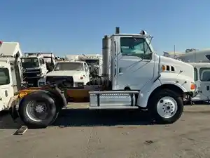 Salvage 1998 Ford L8513 - 2036