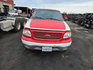 Salvage 2001 Ford Expedition - 1908