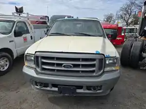 Salvage 2002 Ford F-250 - 1921