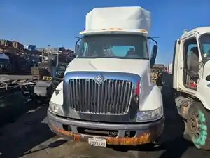 Salvage 2007 International 8600 - 1905