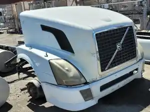 Salvage 2009 Volvo VNL - 1395
