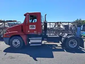 Salvage 2011 Freightliner ST120 - 2052