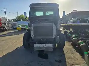 Salvage 2012 Freightliner Cascadia 125 - 1950