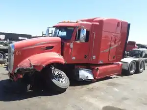 Salvage 2012 Peterbilt 386 - 1020