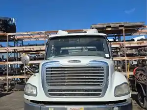 Salvage 2013 Freightliner M2 112 Medium Duty - 1969