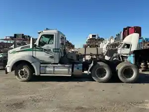Salvage 2015 Kenworth T880 - 2040