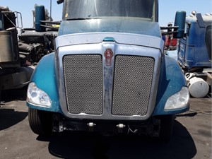 Salvage 2016 Kenworth T680 - 823