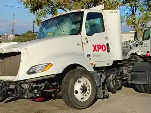 Salvage 2020 International LT625 - 1824