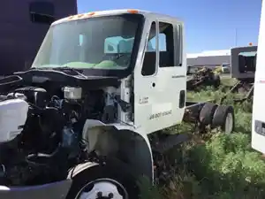 Salvage 2005 International 4200 LP - SV-17-52