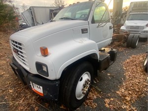 Salvage 1999 GMC C7500 - J03112