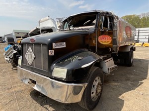 Salvage 1999 Peterbilt 330 - J16982
