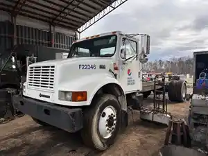 Salvage 2000 International 4900 - L00432