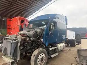 Salvage 2000 Kenworth T2000 - SV-506896