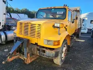 Salvage 2001 International 4900 - K04987