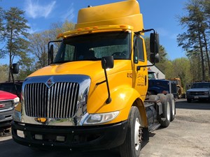 Salvage 2005 International 8600 - F55911