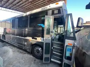 Salvage 2006 MCI D4500 - K38137