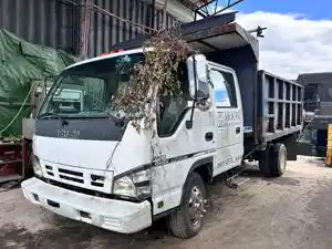 Salvage 2007 Isuzu NPR-HD - L00496