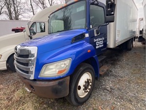 Salvage 2010 Hino 268 - J16818