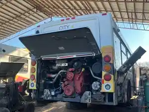 Salvage 2010 New Flyer DE40 LF - L00071