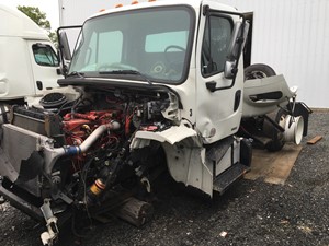 Salvage 2012 Freightliner M2 106 - F55938