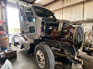 Salvage 2015 Kenworth T800 - F56353