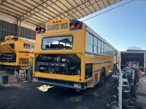 Salvage 2015 Thomas Built Saf-T-Liner HDX - L00026