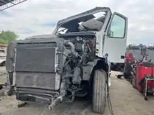 Salvage 2015 Volvo VNL - K38526